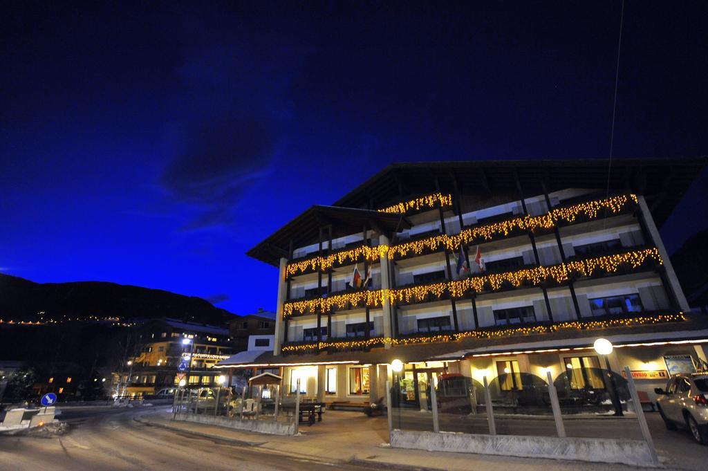 Hotel Derby Bormio Dış mekan fotoğraf